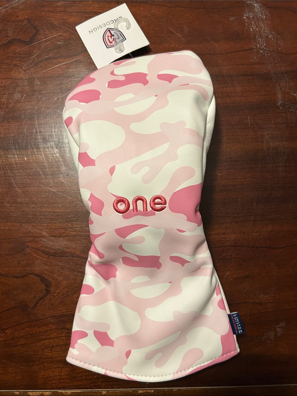 CMC Design Ladies Pink Camo Driver Club Cover NWT